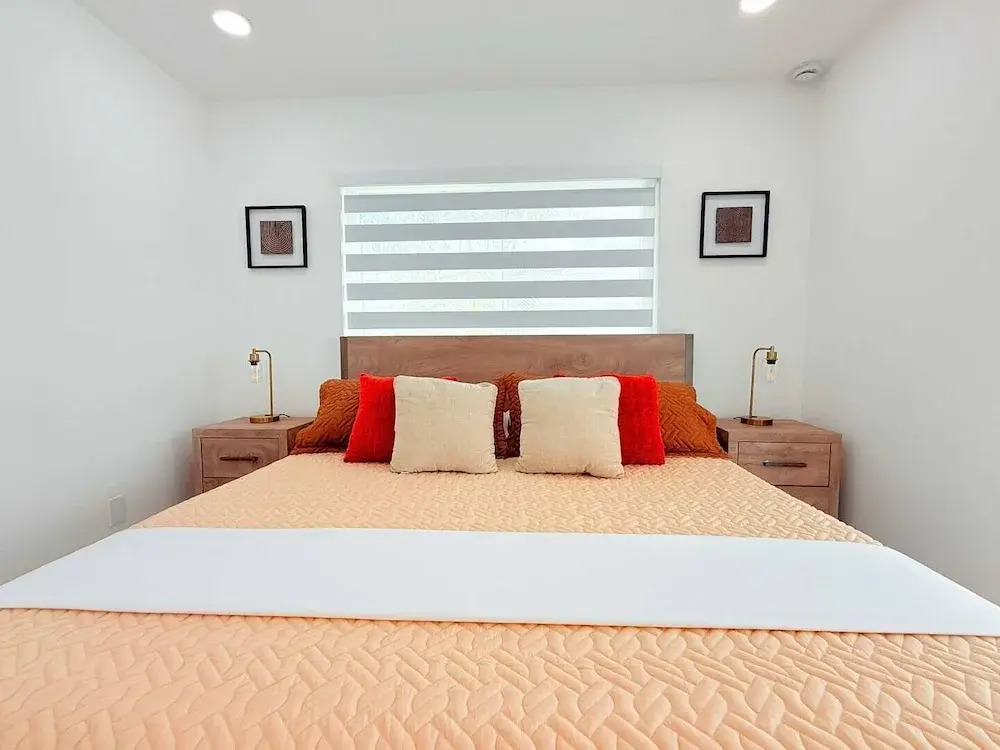 Palm House Near Beach Game Room Pool King Beds