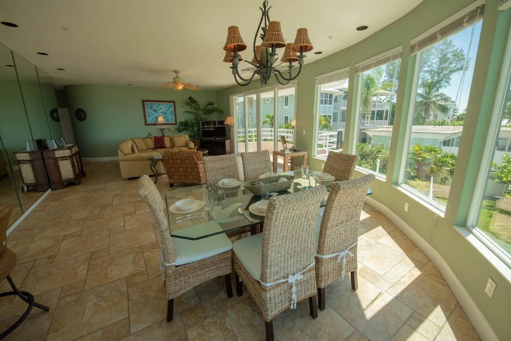 Island Paradise 1 Apartment 2