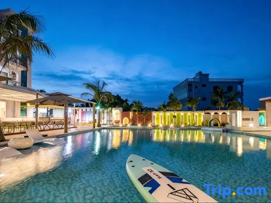 Sanya Haishi Pool Design Homestay (West Island Tourist Scenic Area)