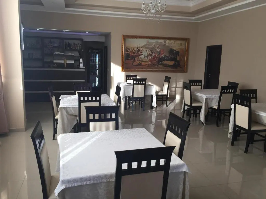 Haris Hotel & Suites