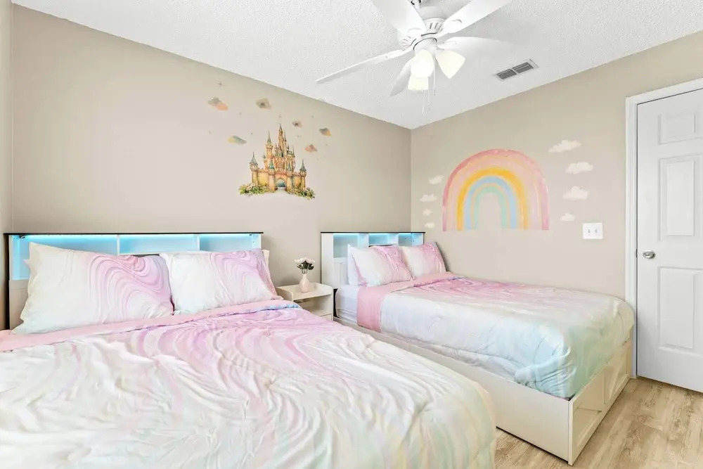 Jasmine Breeze Home for 12