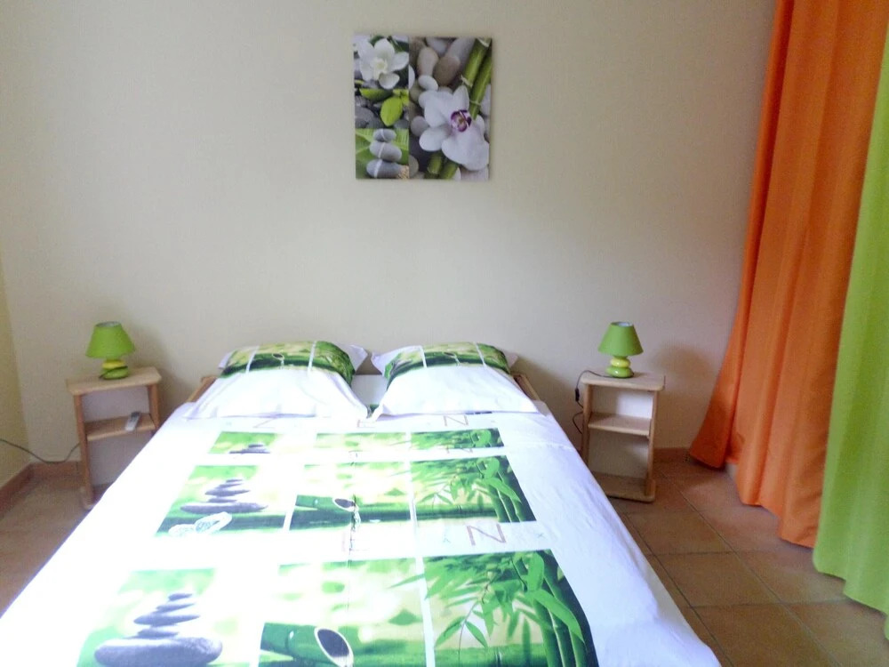 House With 3 Rooms In Le Diamant Martinique, With Enclosed Garden And