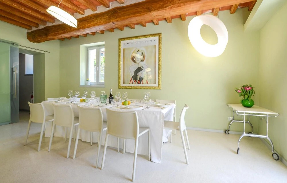 Amazing Home in Capannori With Outdoor Swimming Pool, Wifi and 5 Bedrooms