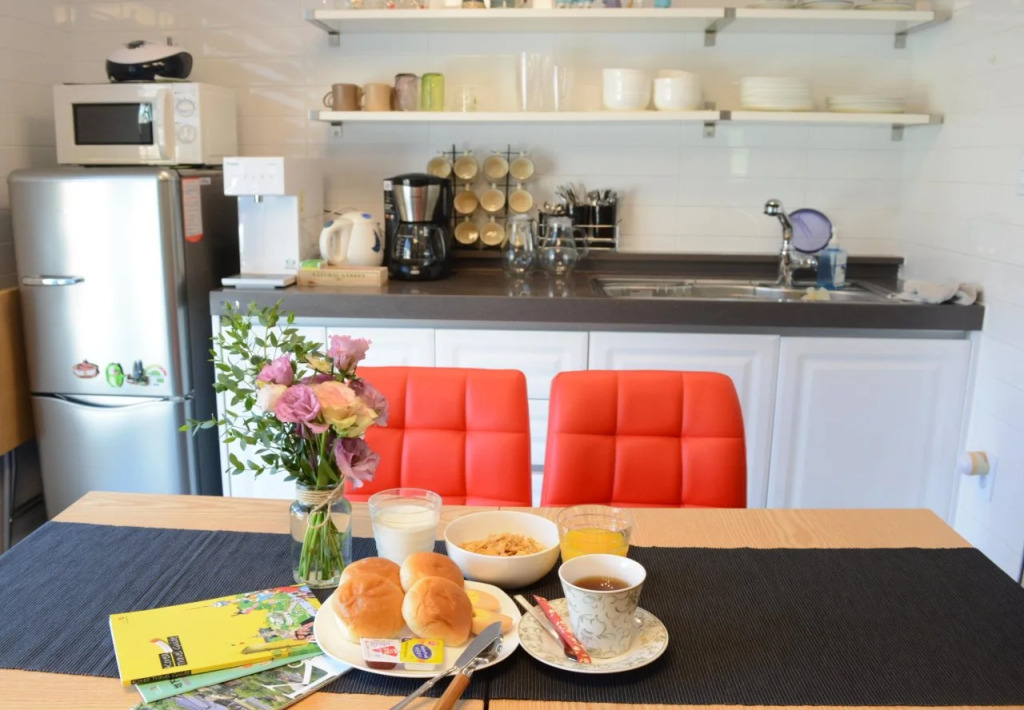 Incheon Airport Happy Place Guesthouse