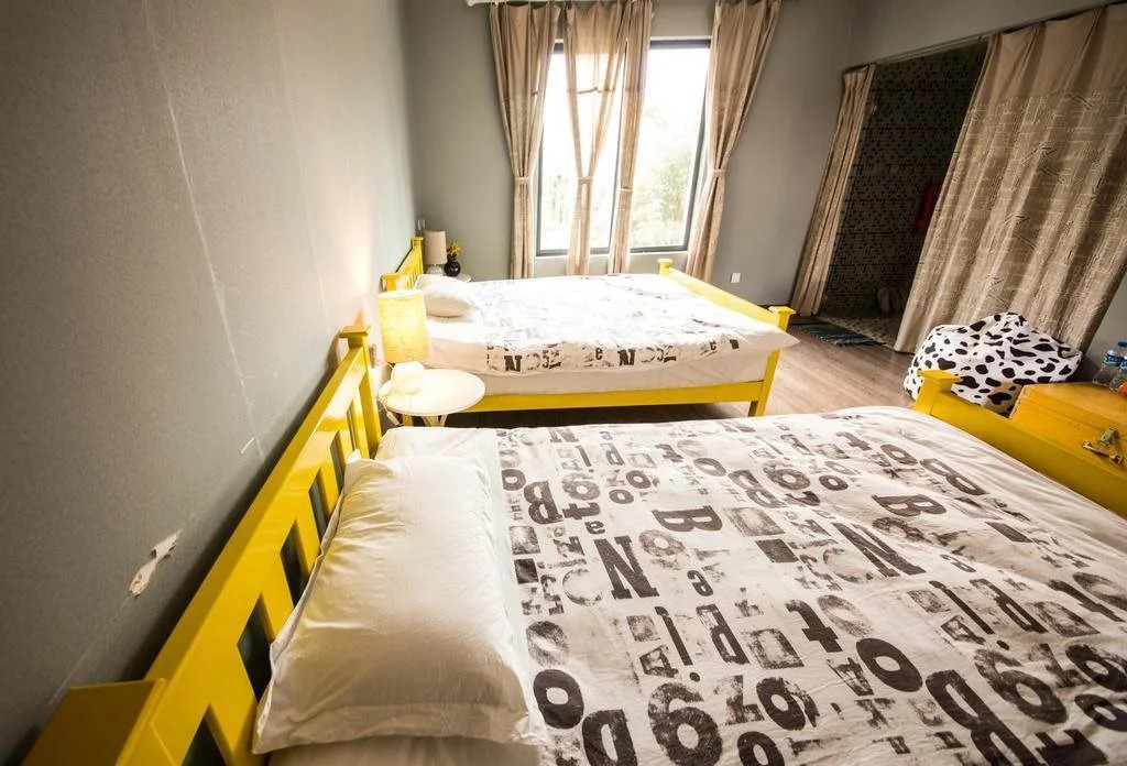 Dali Times Hostel