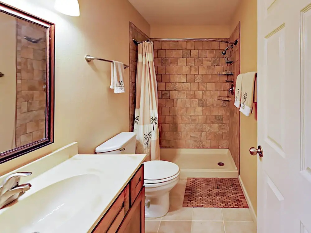 650 Sandpiper Circle Home 3 Bedrooms 2 Bathrooms Home