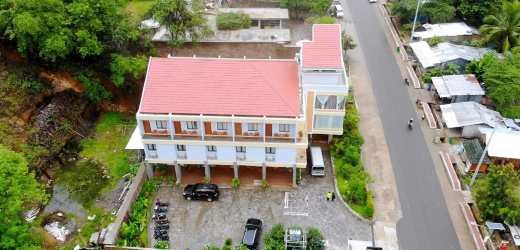 Kalton Hotel