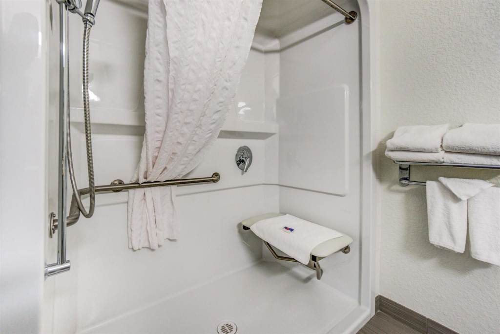 Motel 6-Grande Prairie, AB