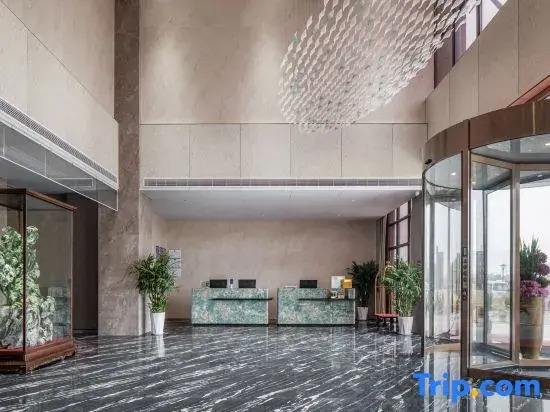 Lingbi Huangpu Hongtai Grand Hotel (LADI SHOPPING PLAZA)