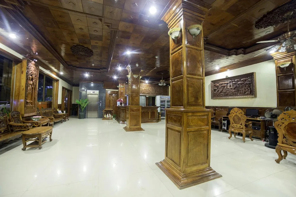 International Hotel
