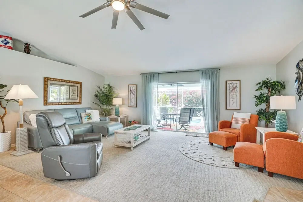 Family-friendly Cape Coral Paradise w/ Pool!