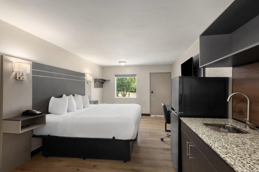 Baymont by Wyndham Dothan