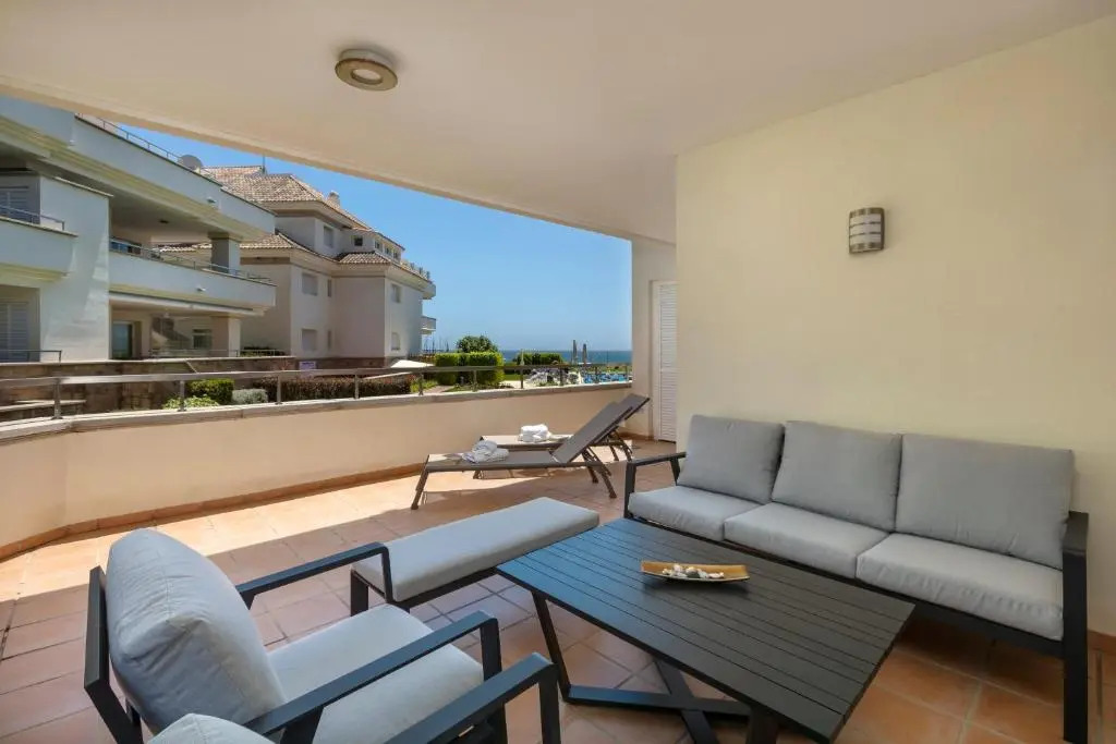 Apt 322 Heaven Beach Apartments, Guadalmansa Playa