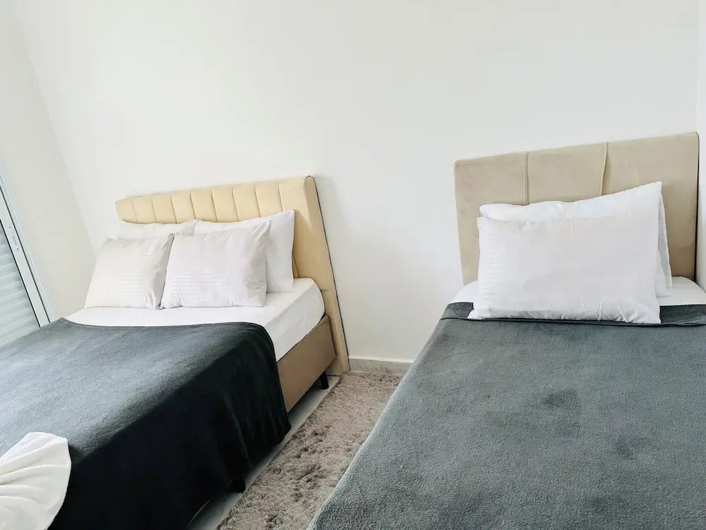 LAAR Hotel
