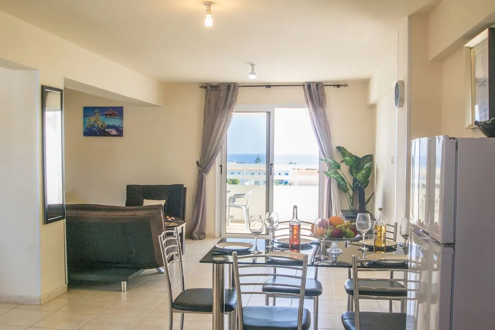 Konnos Apartment 1