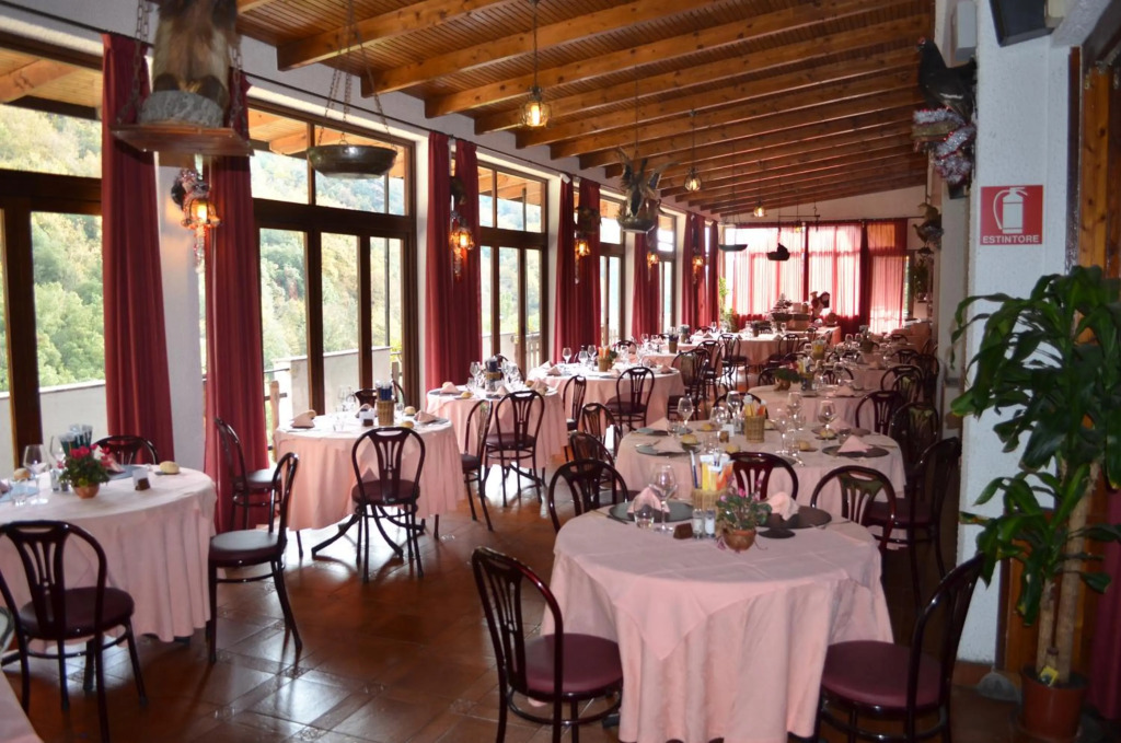 Hotel Lago Bin
