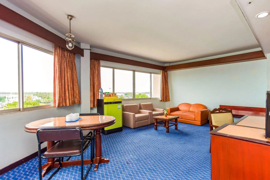 Grand Thara Hotel