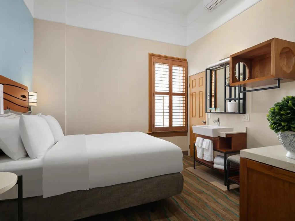 Catalina Island Inn