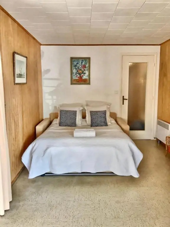 Apartment 2 bedroom, Bijou Plage, Cannes Croisette