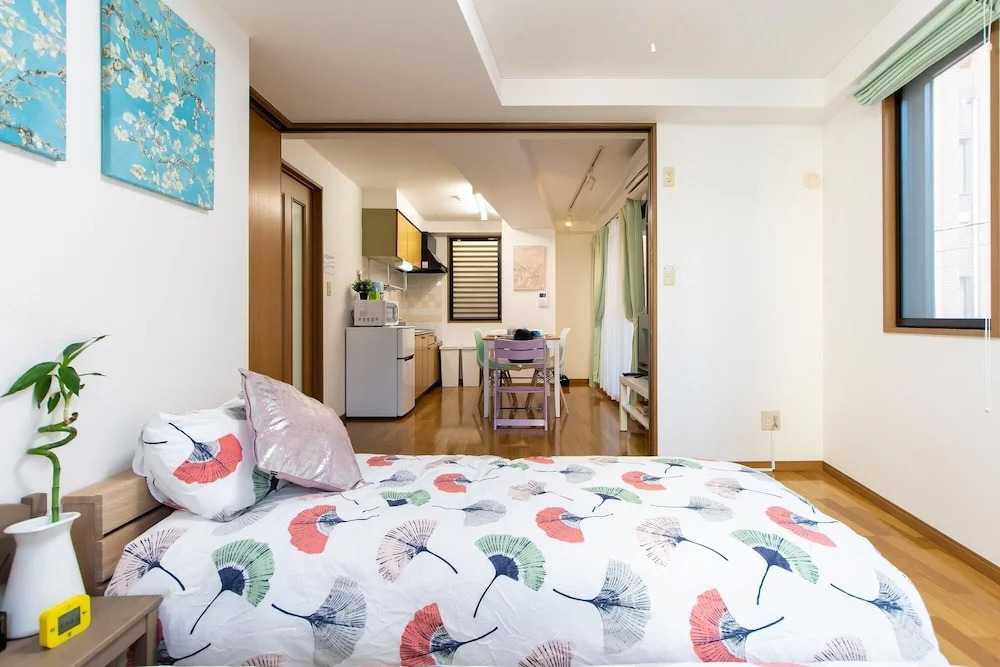 Elles Shirokane Guest house