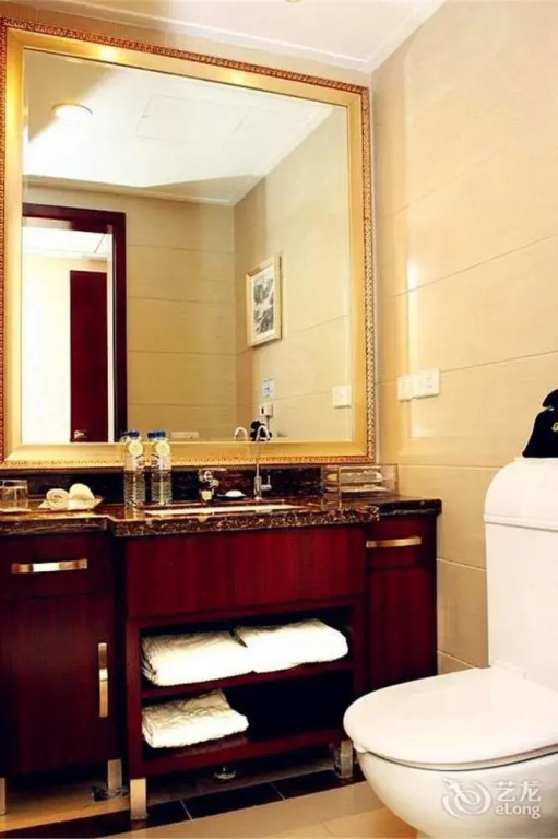 Qingdao Fuxin Hotel