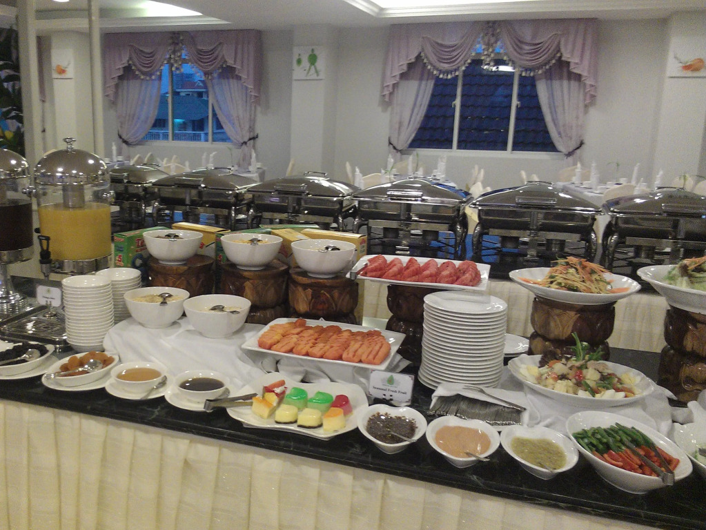 Green Palace Hotel