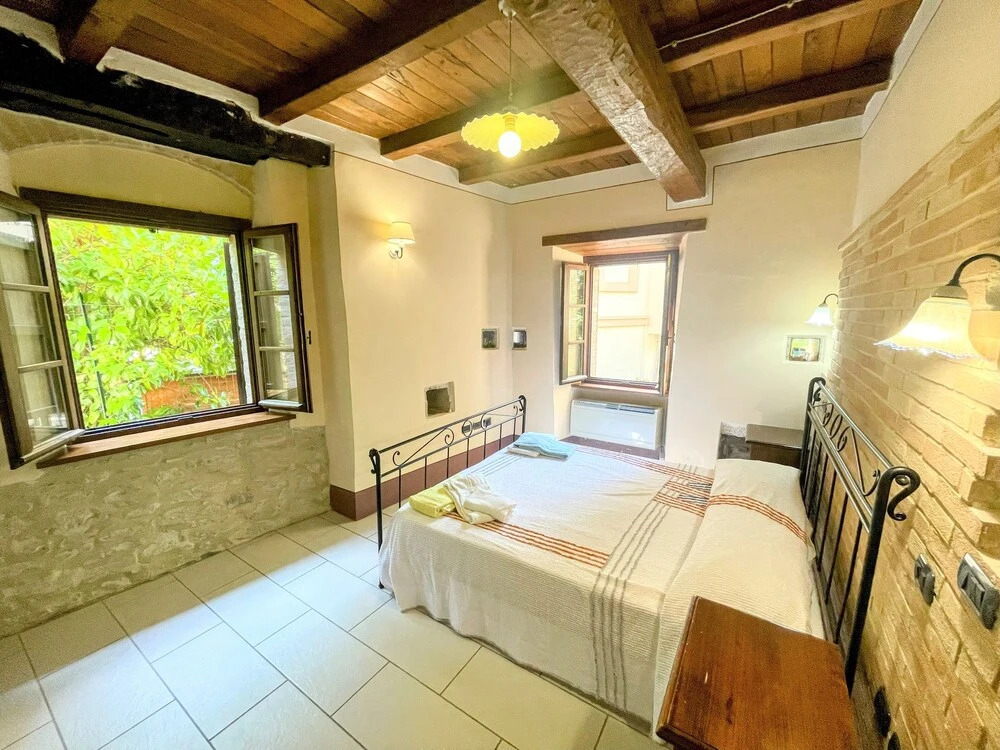 Apt 4 - Forget all Your Troubles - Relax in Paradise ! Air Con, Wifi! Sleeps 4