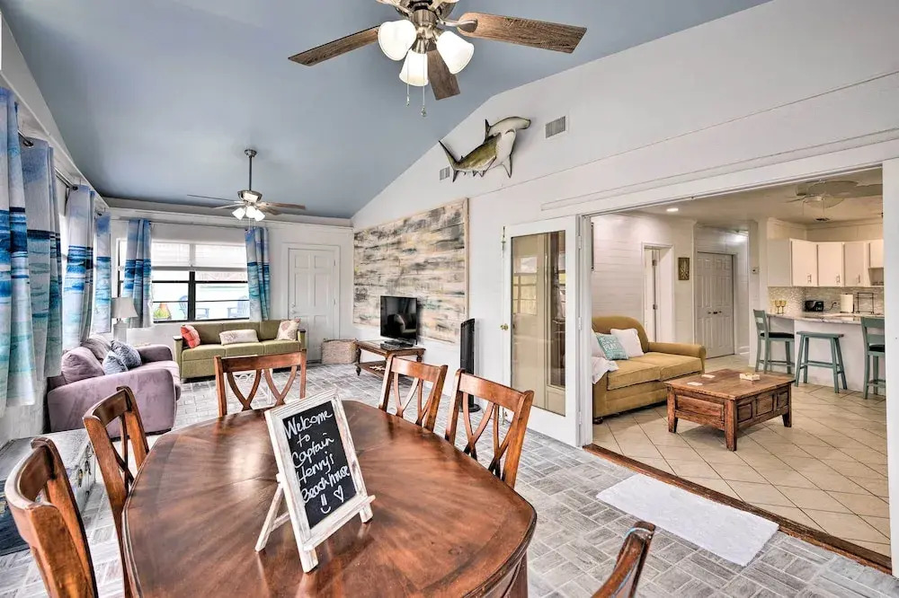 Ormond Beach Retreat w/ Deck - Steps to Ocean