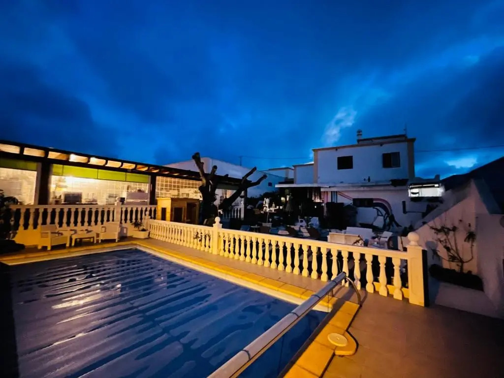 HOTELITO RURAL GA7COLORES only adult