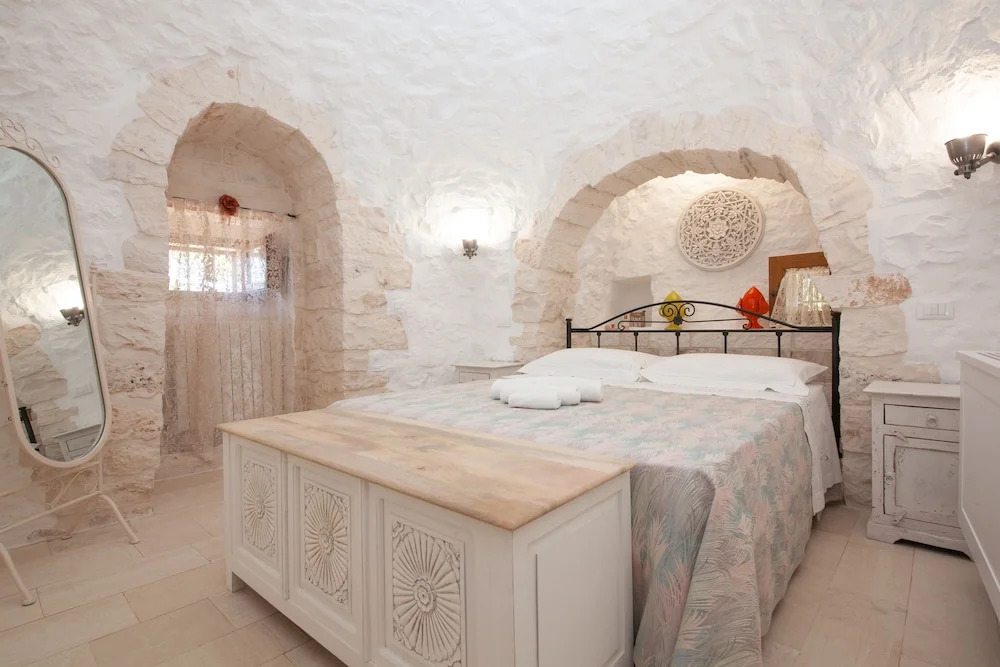 Trullo Siamese