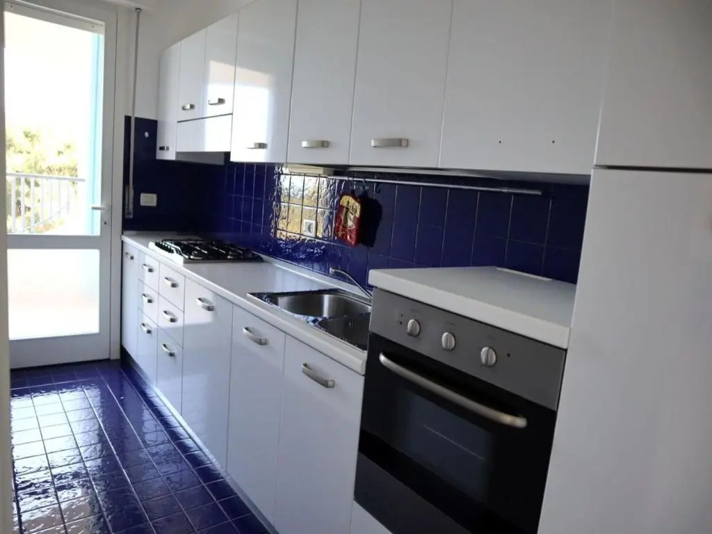 Apartment for 6 People with Three Large Terraces facing the Seaside