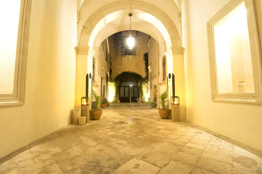 PALAZZO FORLEO Luxury Apartment - TREB Collection