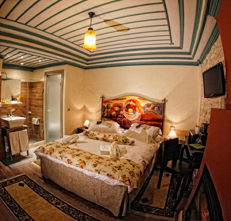 Pirrion Wellness Boutique Hotel
