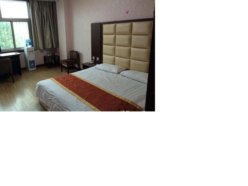 Yunyang Express Hotel
