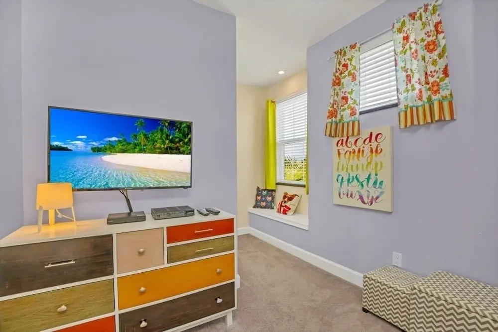 1511retreat 3 Bedroom Townhouse by Redawning