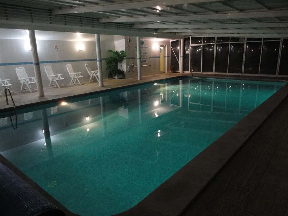 Hotel Feira Pedra Bela