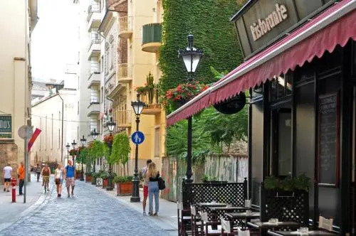 Pesto Hostel