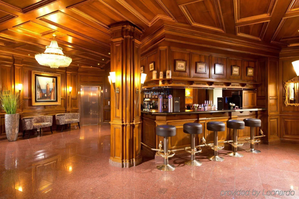 KINGs Hotel First