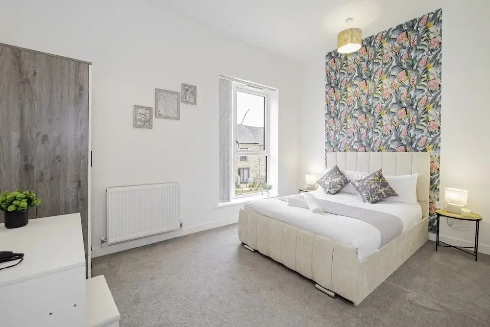 Stunning 3 Bedroom Home in Balsall Heath With Patio and Central Heating