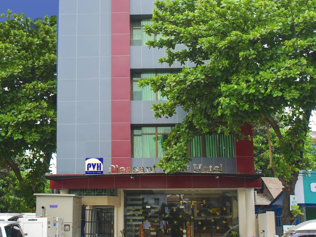 Pleasure View Hotel