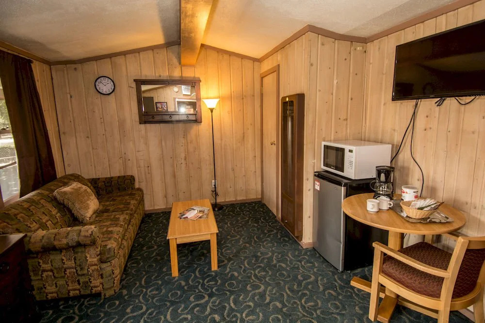 Sky View Motel