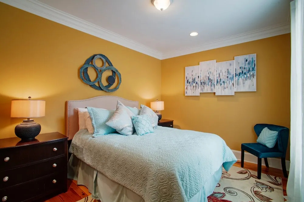 Beautiful 3BR Townhouse in Downtown