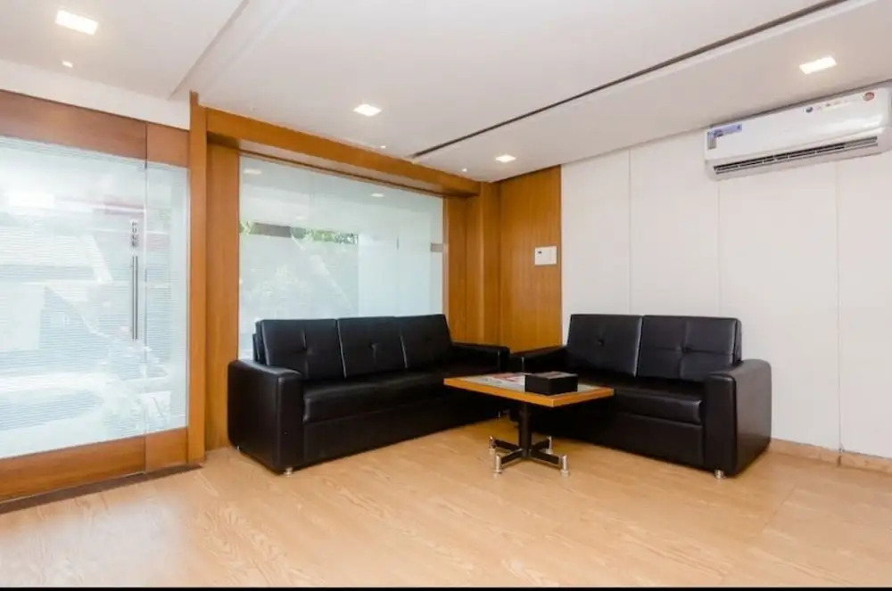 Qubestay Airport Capsule Hotel & Hostel