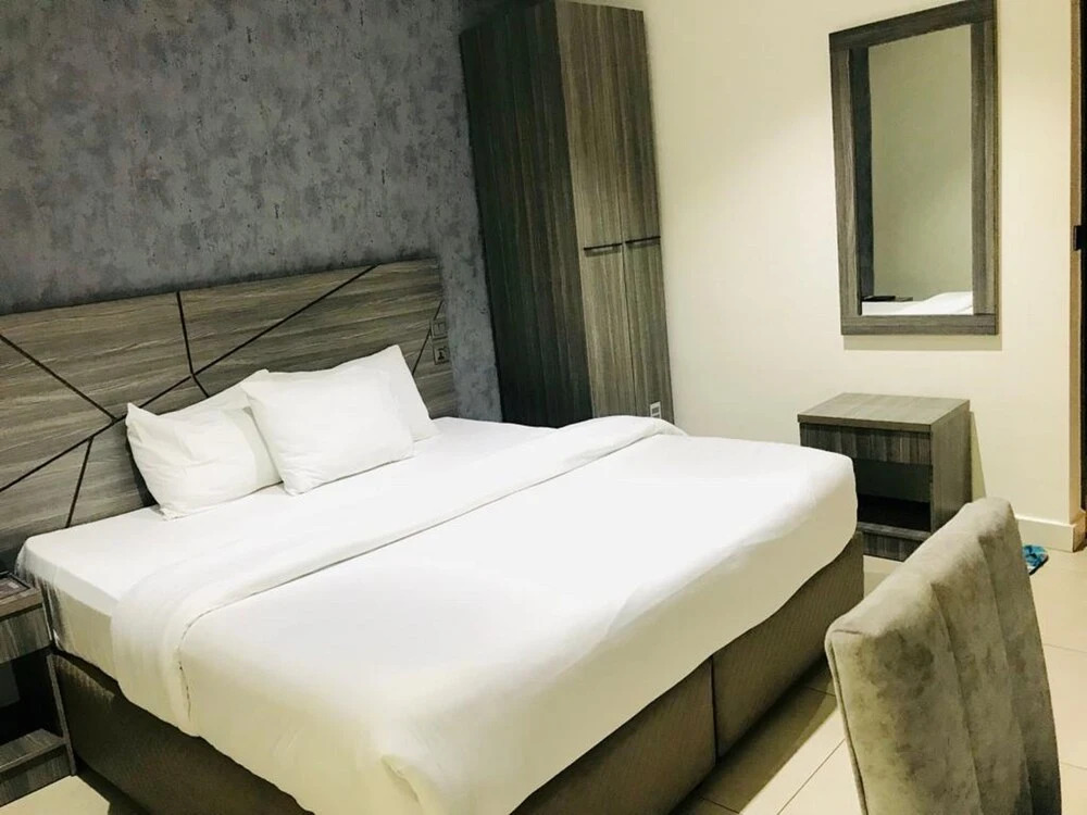 Eleventh House Hotel & Suites Ibadan