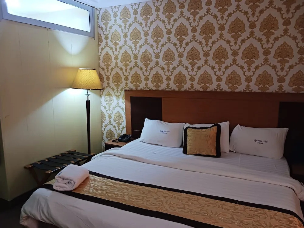 Equity resort hotel