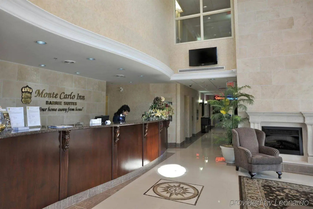 Monte Carlo Inn Barrie - Newly Renovated