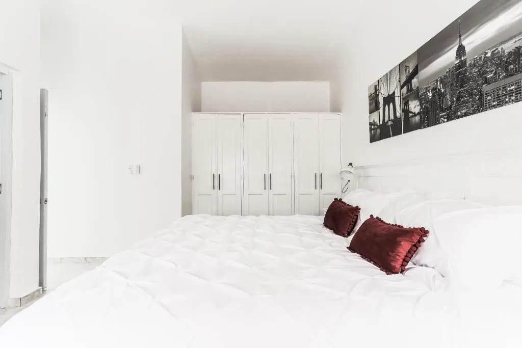 Unwind and Recharge in This Homey Central Retreat