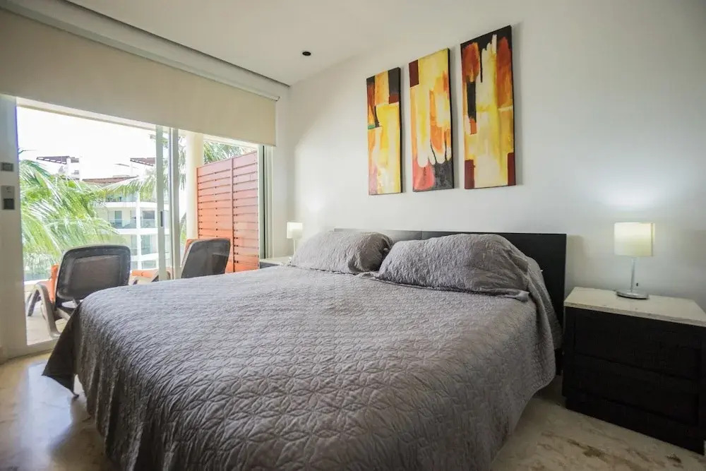 Elements 220 2 Bedroom Condo by RedAwning