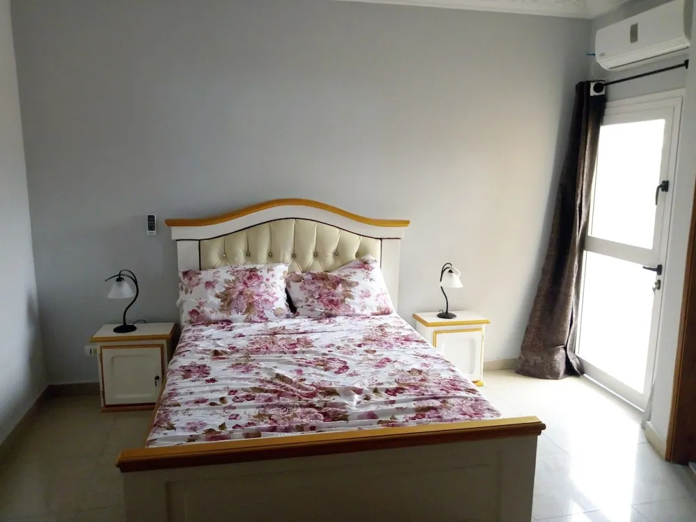 Hotel Edenia