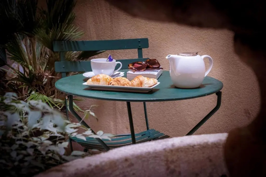 Hotel Saint Honore 85